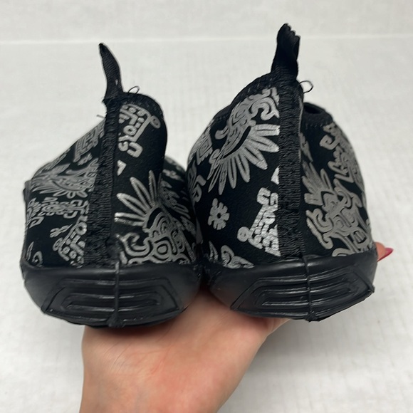 Men’s Aztec Print Black Water Shoes Slip-On Aqua 10 | adventure gear travel - Picture 10 of 13